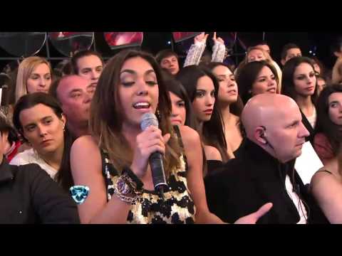 Showmatch 2012 - Silvina Escudero and Floppy Tesouro vs. Matías Alé