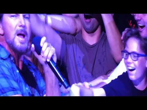 Pearl Jam - Breath - Wrigley Field (August 18, 2018)