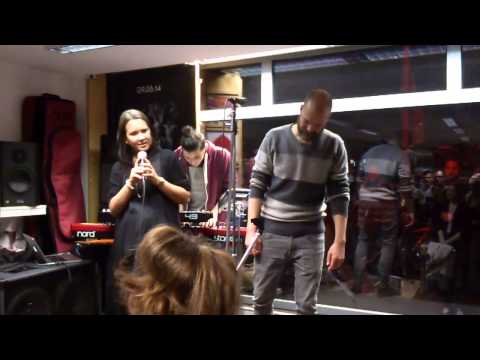 Curse feat. Fibi Ameleya - Ende