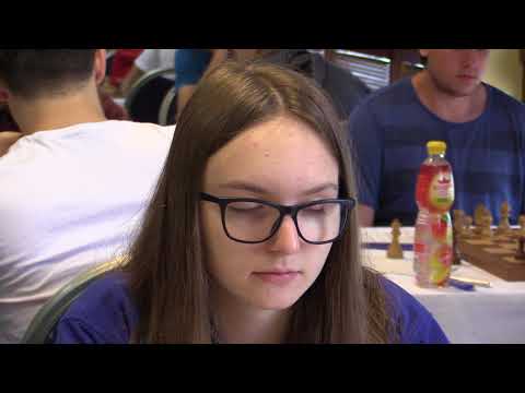 TT 3.1.2.  Vladimír Bochnička - Emilia Dylag 0:1