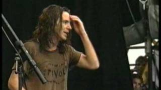 Pearl Jam - Keep On Rockin&#39; In The Free World (Live At Pinkpop)