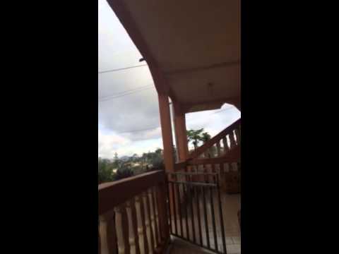 Violation de domicile par Mme Espo de benz à Yaoundé complè