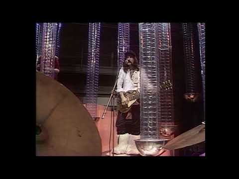 Familie Silly - erster Fernsehauftritt - Titel: Danach kräht kein Hahn mehr