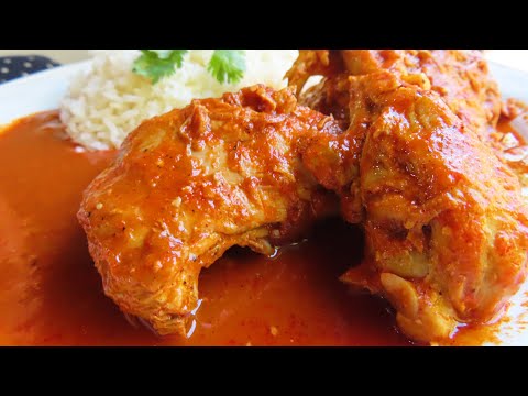 Pollo en Salsa de Guajillo y Tomatillo ¡Una Explosión de sabores!