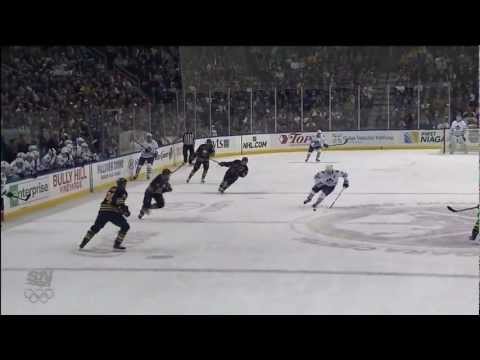 Matt Frattin Scores  - Sabres @ Leafs - 04/03/2012