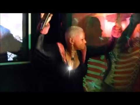 Lonnie Gordon - How Could He Do This To Me