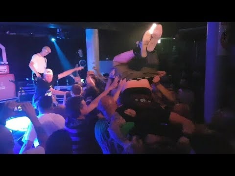 Battery (live @ the Underworld, London, UK, 06/07/2019)