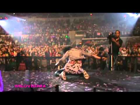 [FANCAM] 110604 THE PARTY - 2NE1 Can't Nobody