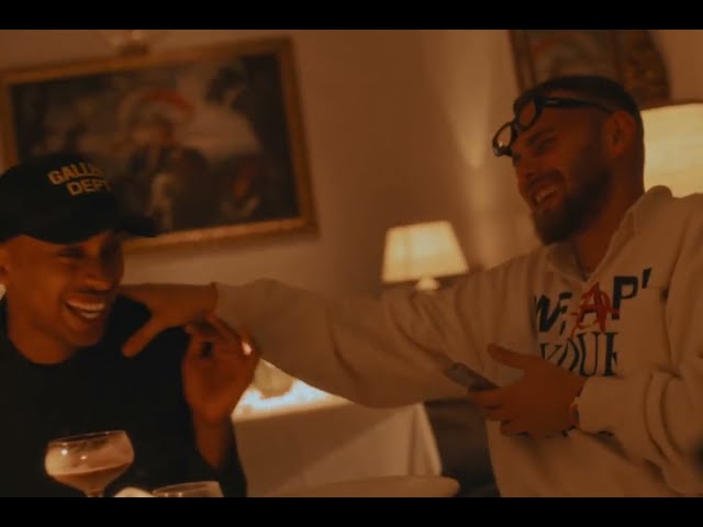 Video zu 'Shoot' ansehen