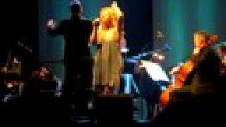 Lucie Silvas & Metropolitan Orchestra - Alone (Live)