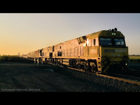 6PM6 Pacific National Intermodal Freight Train (16/11/2020) - PoathTV Australian Railways