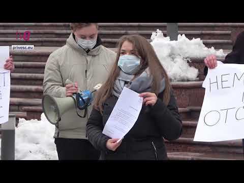 Acuzată că și-a falsificat diploma