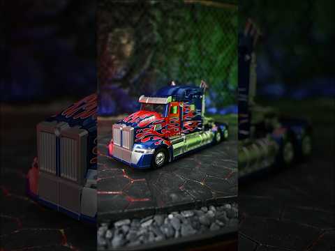 Transformer Challenger Optimus Prime 🔥 #transformation #optimus #optimusprime #transformer #robot