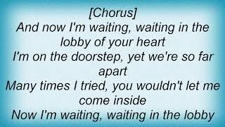 Hank Thompson - Waiting In The Lobby Of Your Heart Lyrics