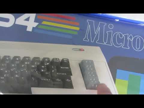 Battle of the Boxes (REAL C64 vs theC64 fullsize)