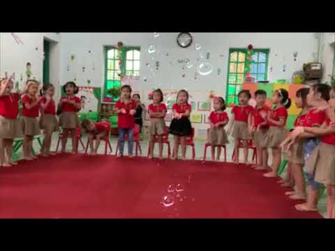 LQVH: thơ" Bàn tay nhỏ"