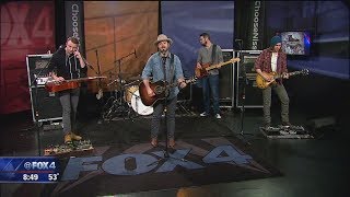 Country singer Wade Bowen performs with his band on Good Day