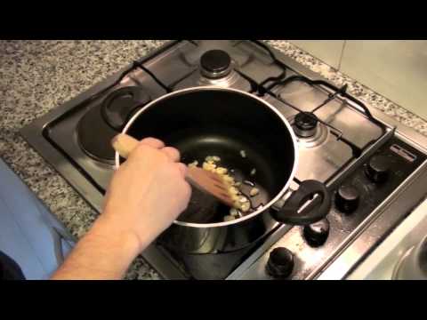 Garlic soup - Recipes from Spain