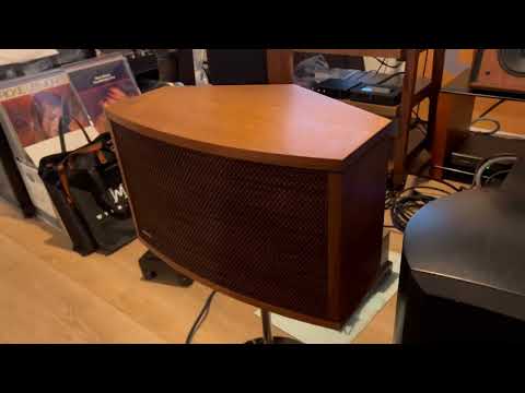 Bose 901 Series III in Walnut with Tulip Stands and Equalizer image 10