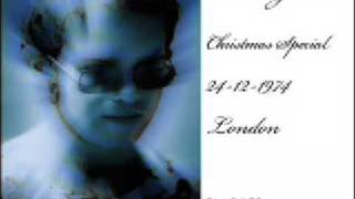 Elton John - White Christmas Ft. Rod Stewart and Gary Glitter (Christmas Special 24-12-1974)
