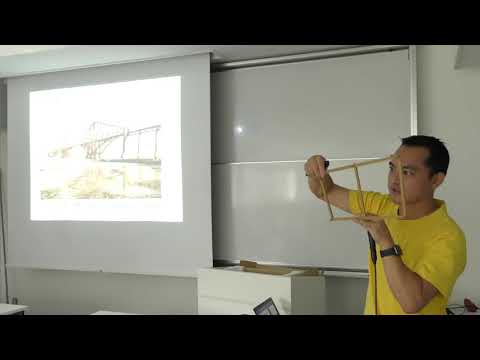 模擬授業「橋梁」（地域デザイン科学部社会基盤デザイン学科）