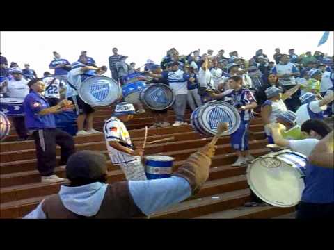 "Viajamos a la copa , viajamos al mundial... NUEVO!" Barra: La Banda del Expreso • Club: Godoy Cruz • País: Argentina