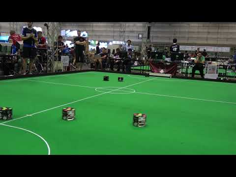 RoboIME vs. TIGERs Mannheim (round-robin) at RoboCup 2017 in Nagoya, Japan