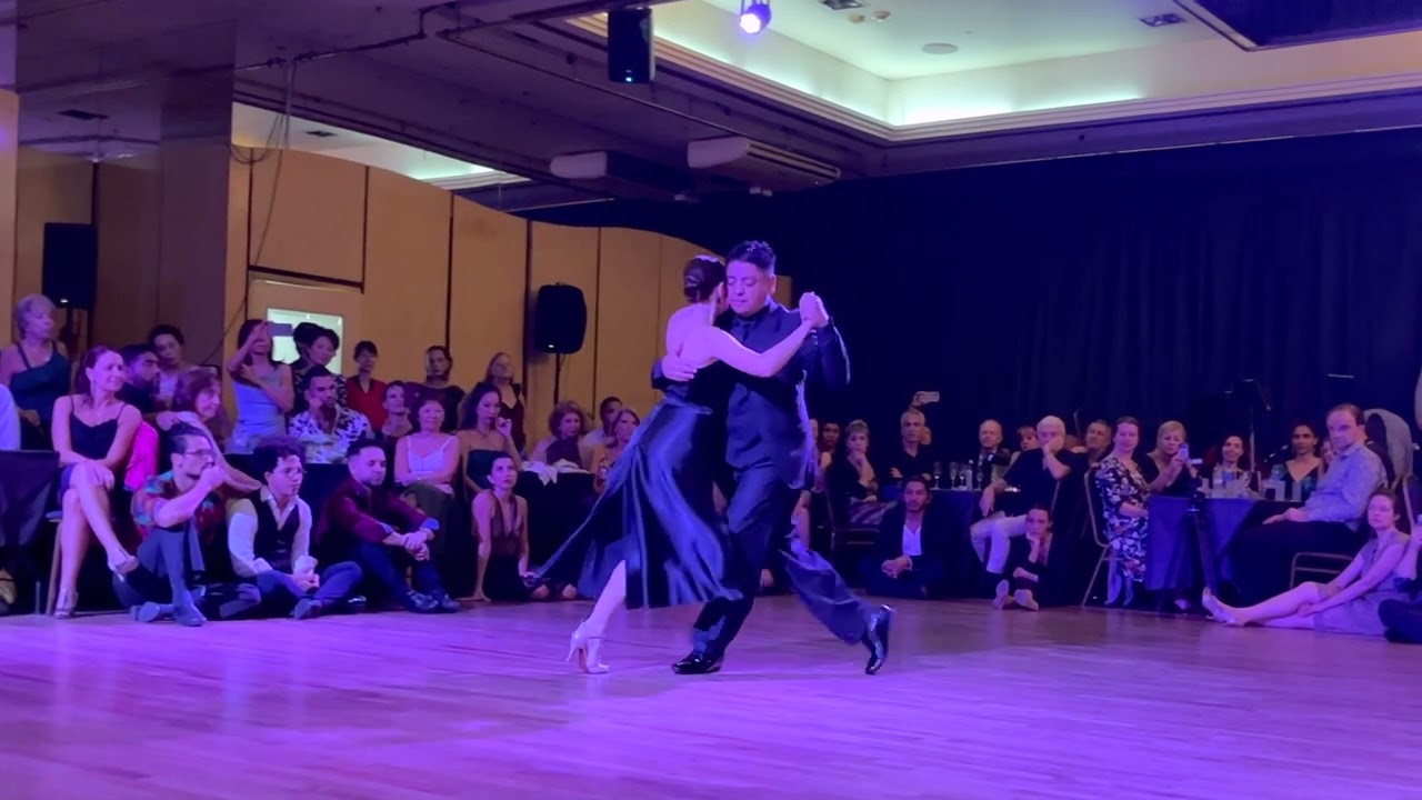 CARLITO ESPINOZA AGUSTINA PIAGGIO