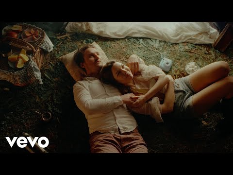 Luciano Pereyra, Mala Rodríguez - Estás Conmigo - Visualizer