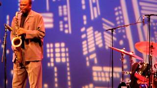 James Carter Organ trio plays Nuages