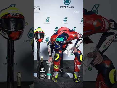 Chiếc Cúp Của Anh Ấy Đã Bị Gãy Rồi