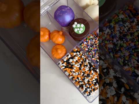 Spooky hot cocoa bar 👻 #spooky #chocolate #asmr #cozyfall #thatgirl #aesthetic #halloween #shorts