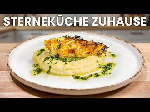 Geschmorter Gewürz-Spitzkohl mit Kartoffelpüree, Rucola-Pesto und Schnittlauch-Vinaigrette