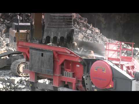 UJ440i Mobile Jaw Crusher