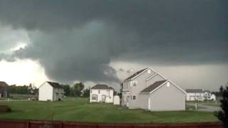 preview picture of video 'Shiloh IL Tornado Forming'