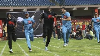 Usain Bolt plays promotional cricket match with Indian legends Yuvraj Singh, Harbajhan Singh