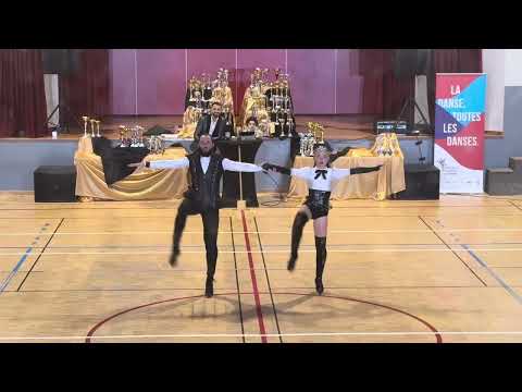 Finale contact style rock artistique