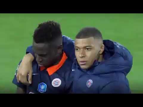Mbappé consoling Junior Sambia, the player who missed the decisive penalty for montpellier.