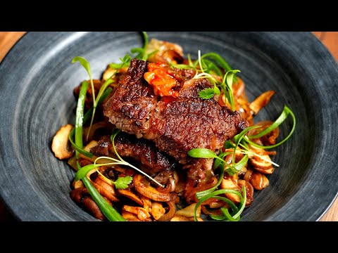 Pan-Seared Short Rib with Kimchi, Mushrooms & Shallots – A Bold, Umami-Packed Stir Fry