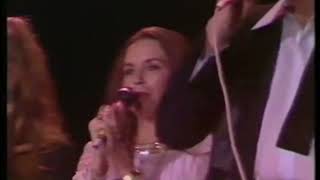 Johnny Cash &amp; Family - Will The Circle Be Unbroken
