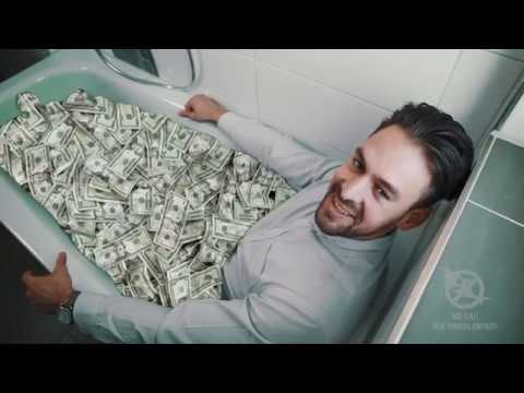 Ausbildung - Immobilienkaufmann // Frau