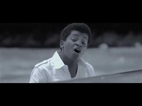 ADELE  'HELLO COVER'   BEKA IBROZAMA