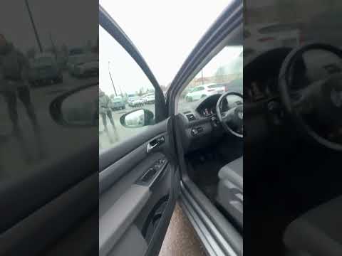 фото volkswagen touran i рестайлинг 0