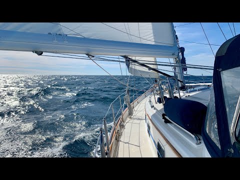 S/V Quetzal - Offshore Sailing from the Chesapeake Bay to Hilton Head SC