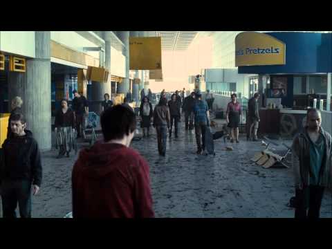 Warm Bodies (Clip 'R Introduces His World')