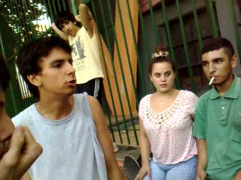 Midel Mks vs Confy Clown - Dos Caras Freestyle