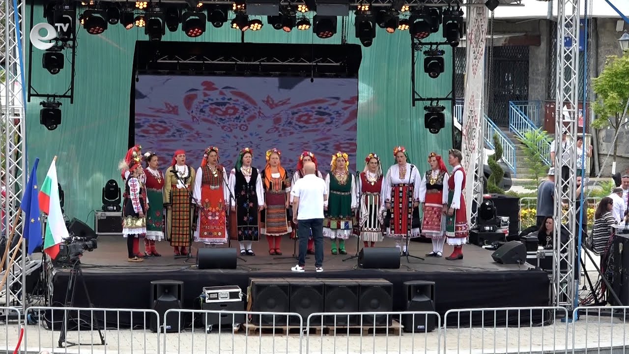 Близо 4000 изпълнители участваха на фолклорния фестивал в Неделино