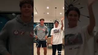 Charli Damelio TWERKS with Noah 😱