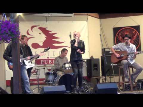 Merili Varik @ Kentuki - See Linn & On Aeg