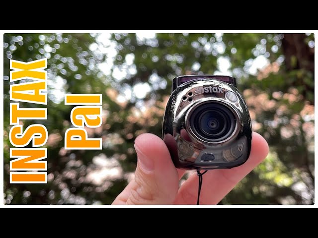 Vídeo relacionado con Mini trípode universal compatible con Instax PAL EVO 70 LOMO, soporte portátil para cámara con pies antideslizantes, ideal para fotografía estable (negro)
